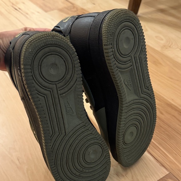 Nike Men's Olive and Black High-Top Sneakers - Picture 5 of 5